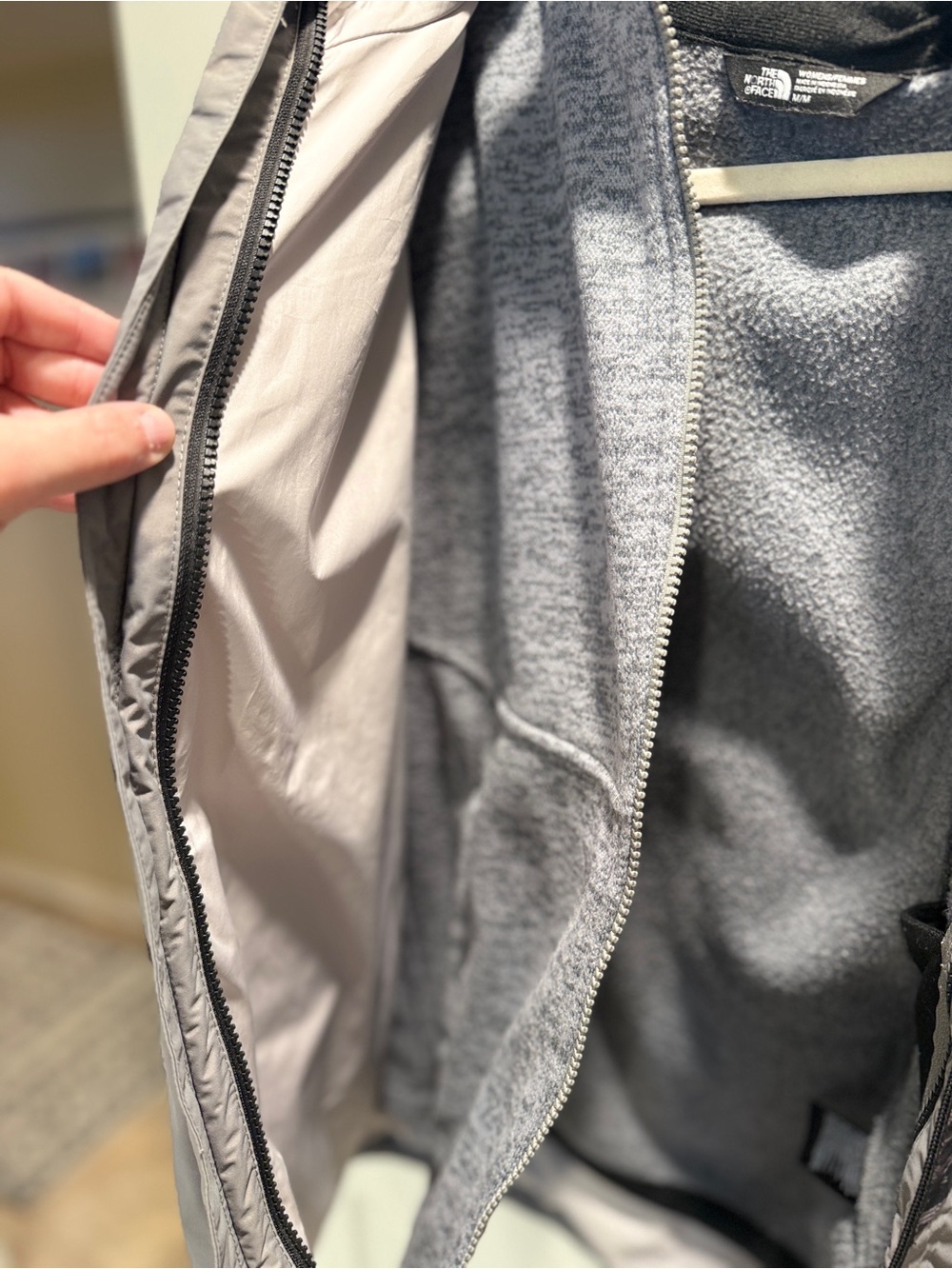 The North Face 2-in-1 DryVent Jacket Womens Medium Gray Camo Fleece - Picture 12 of 16